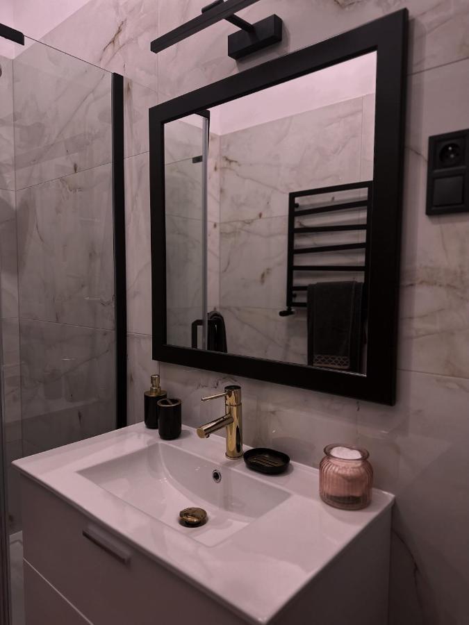 Loft Przy Placu Niepodleglosci Apartment Jelenia Góra Екстериор снимка