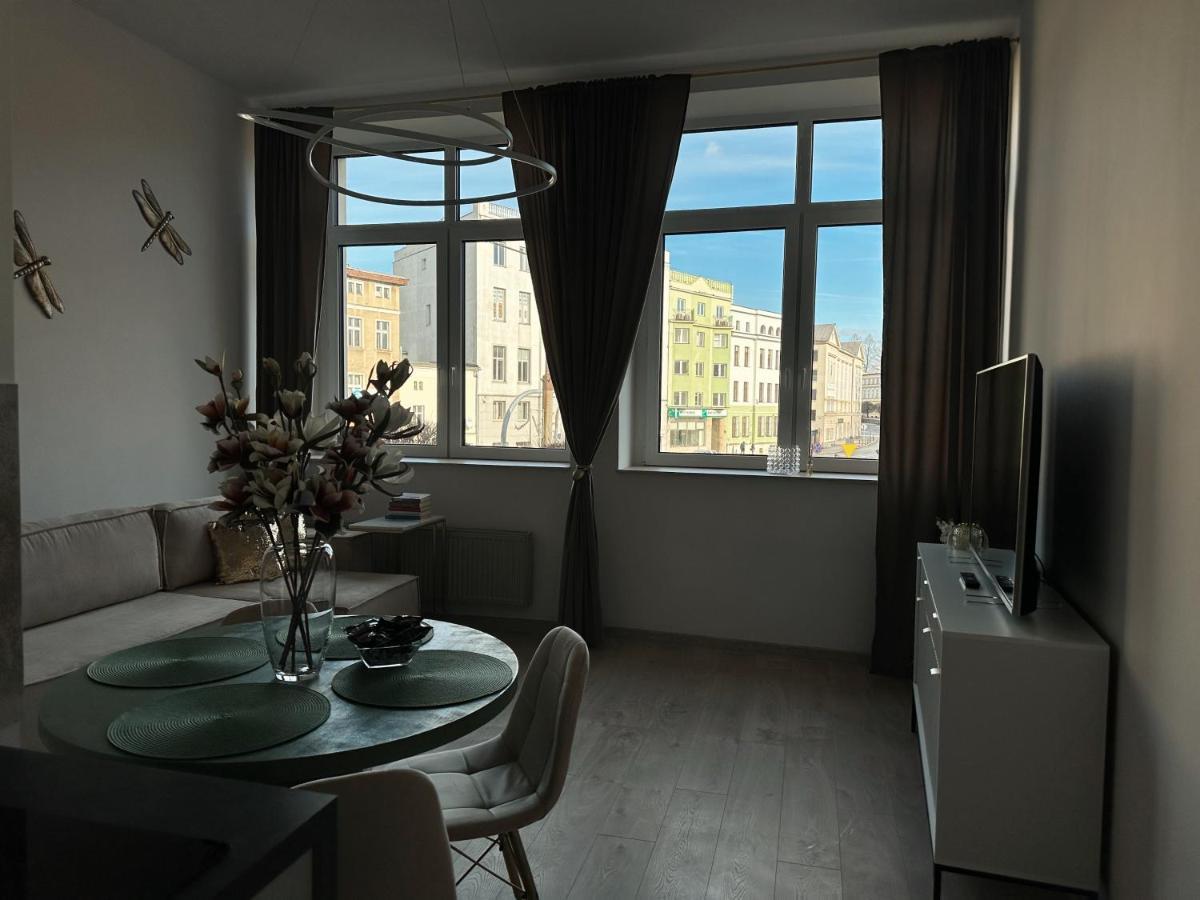 Loft Przy Placu Niepodleglosci Apartment Jelenia Góra Екстериор снимка